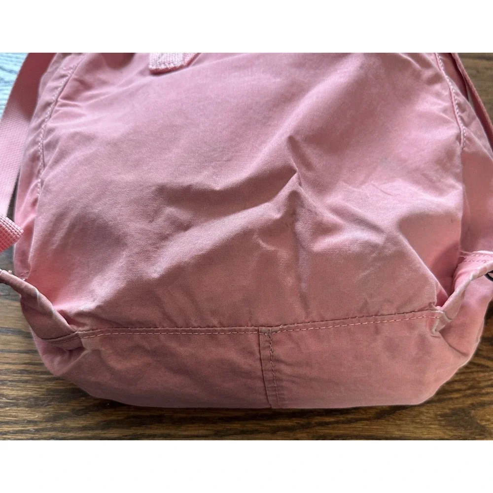Fjallraven Kanken Backpack OS Pink Women Classic Outdoor School Gorpcore Bag